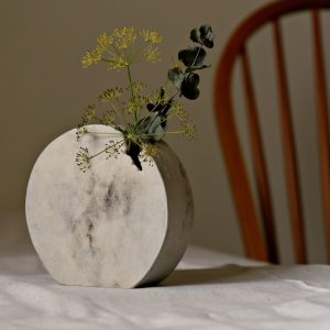 圓扁花器-墨白 直徑18cm