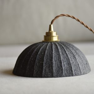 輪花吊燈-顆粒黑 E27 直徑22 (test)