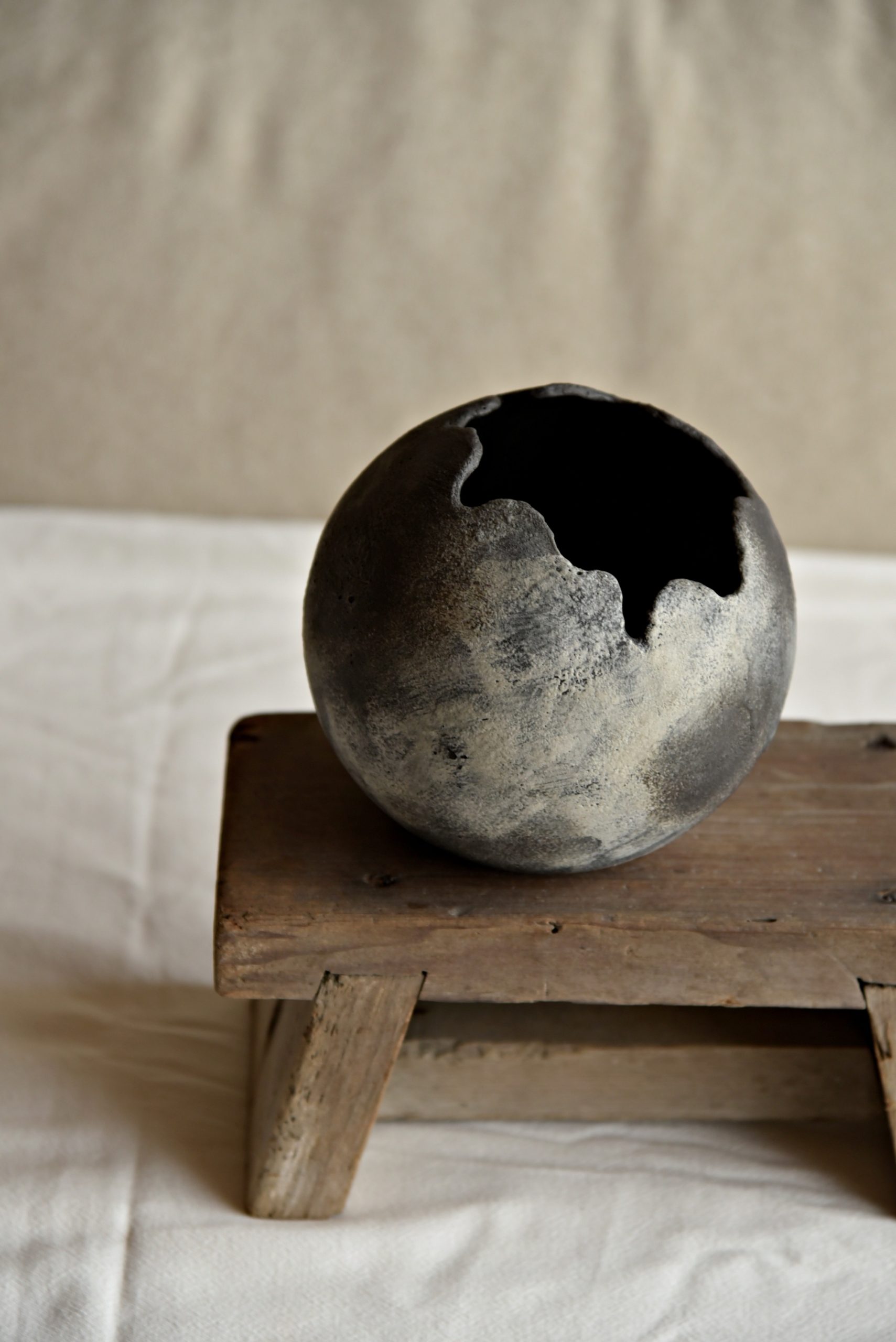 球型花器-煙黑 15cm:圖片 6