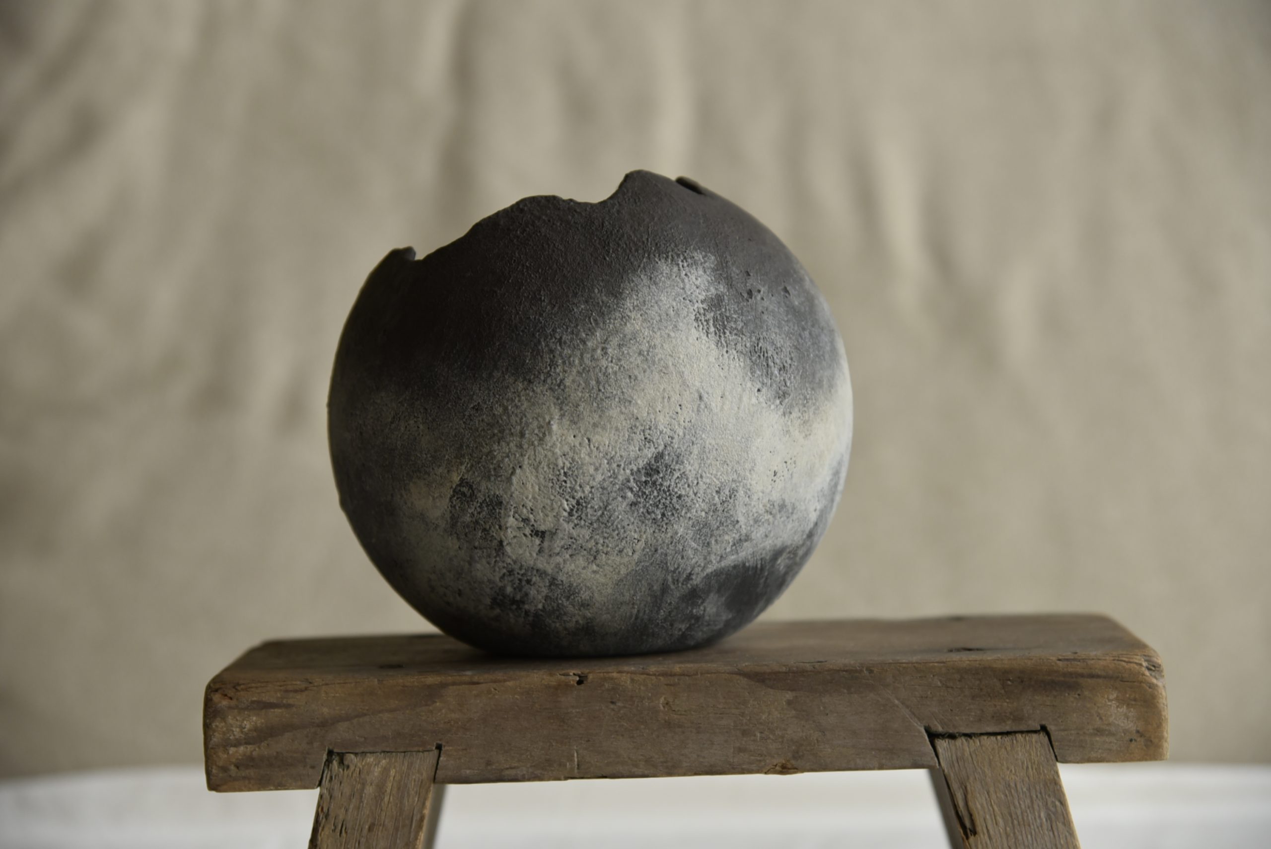 球型花器-煙黑 15cm:圖片 2