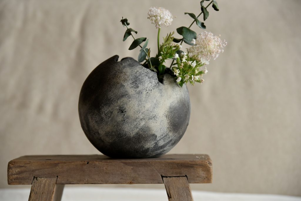 球型花器-煙黑 15cm